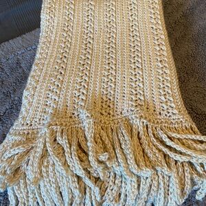 New hand crocheted throw blanket